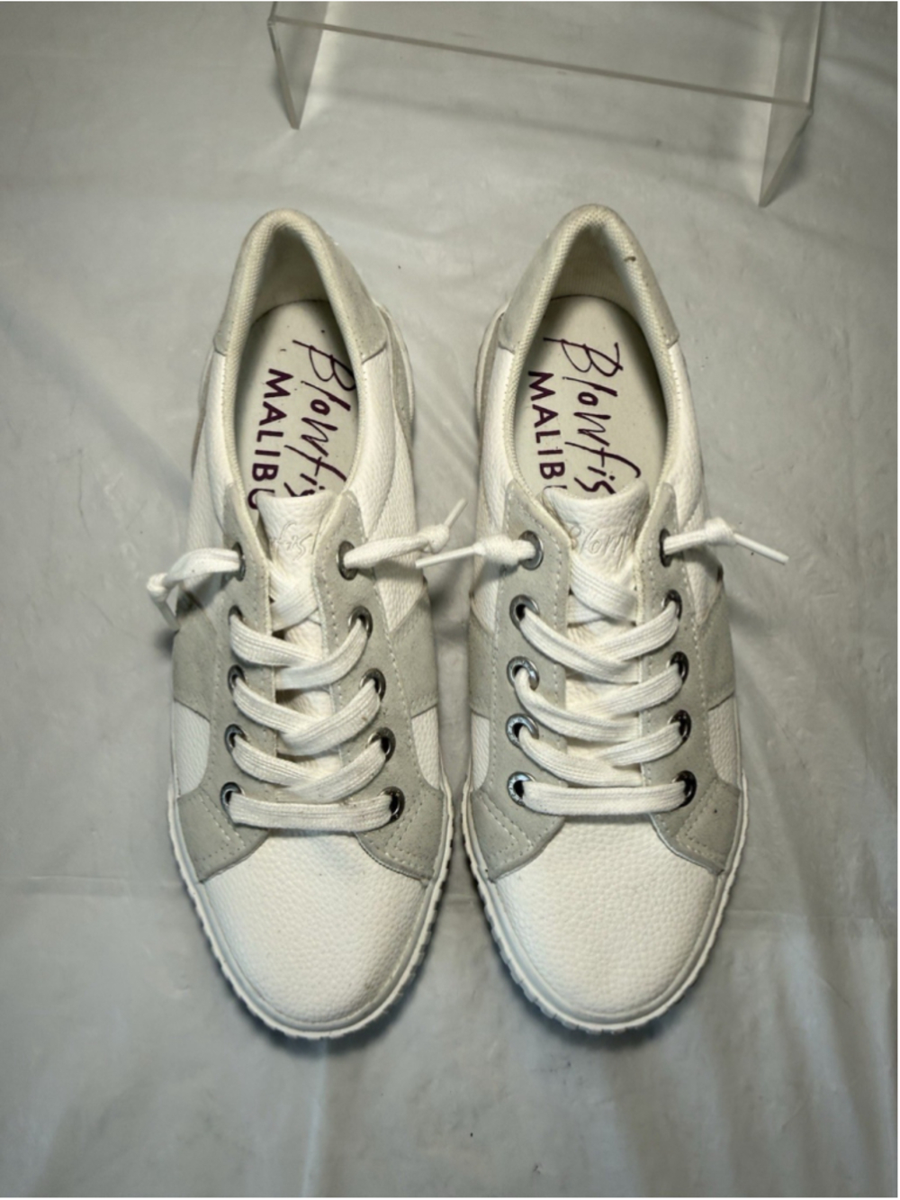 Blowfish Malibu Wave Slip On Comfort Fashion Sneaker White Smoked Women's Size 9